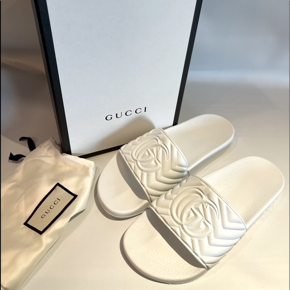Gucci Other - GUCCI Men's matelassé rubber slides NEW AUTHENTIC GUCCI SIZE 9